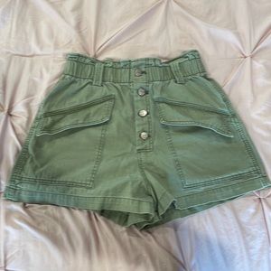 Womens Urban Outfitters green shorts size M